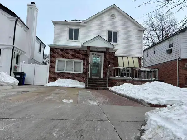 7547 193rd Street, Fresh Meadows, NY 11366