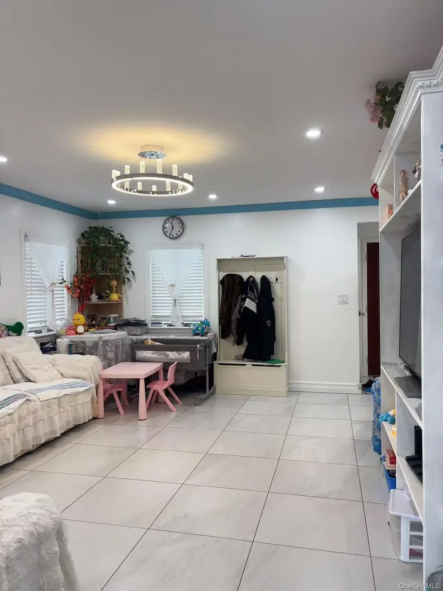 7547 193rd Street, Fresh Meadows, NY 11366 - #3
