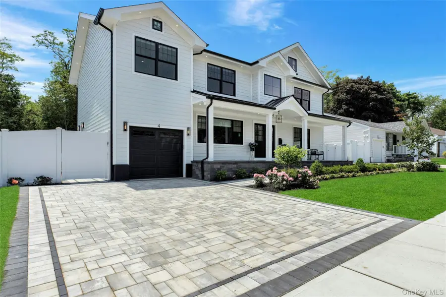 8 Allison Drive, Old Bethpage, NY 11804 - #3