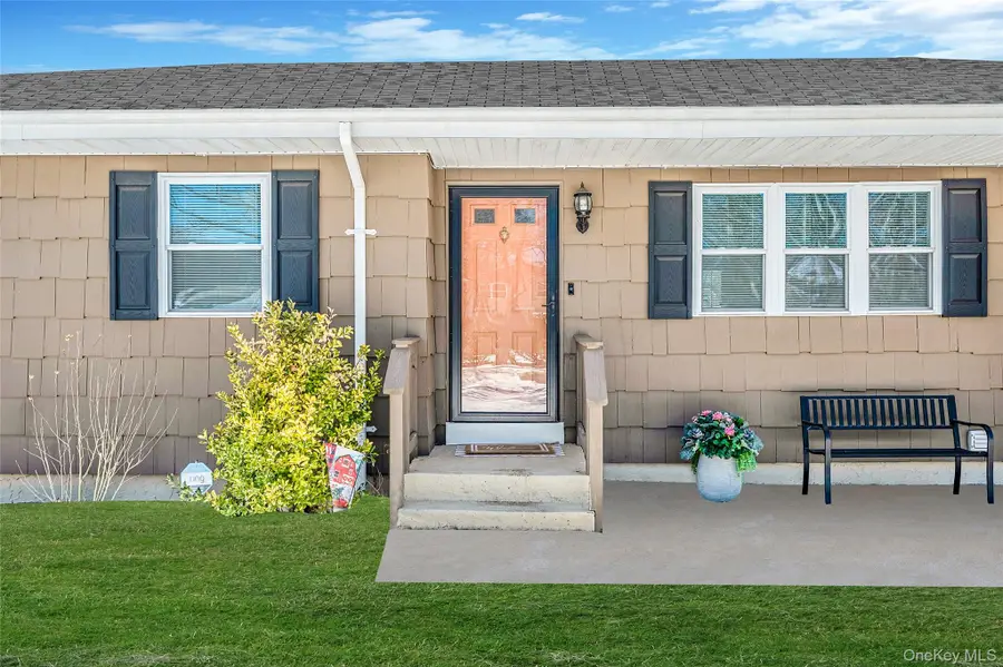 126 Floyd Road, Shirley, NY 11967 - #3