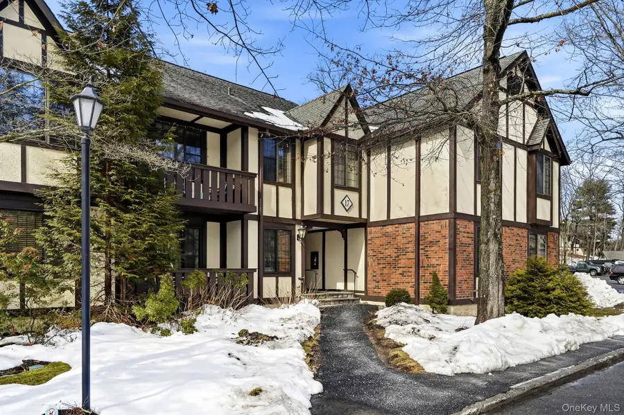 17 Foxwood Drive #5, Pleasantville, NY 10570 - #3