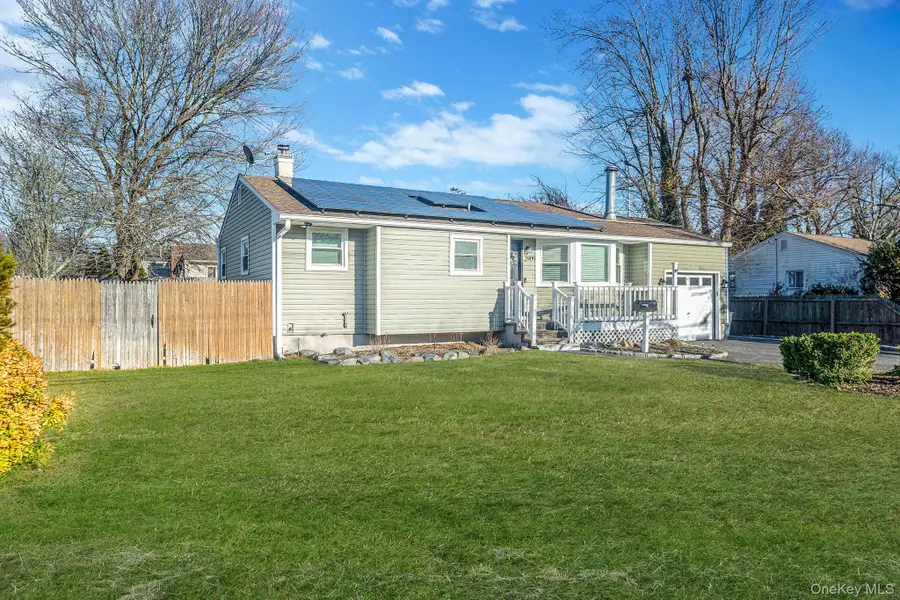 2909 New London Avenue, Medford, NY 11763 - #2