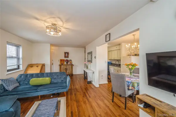 216 Fulton Street #1B, Farmingdale, NY 11735