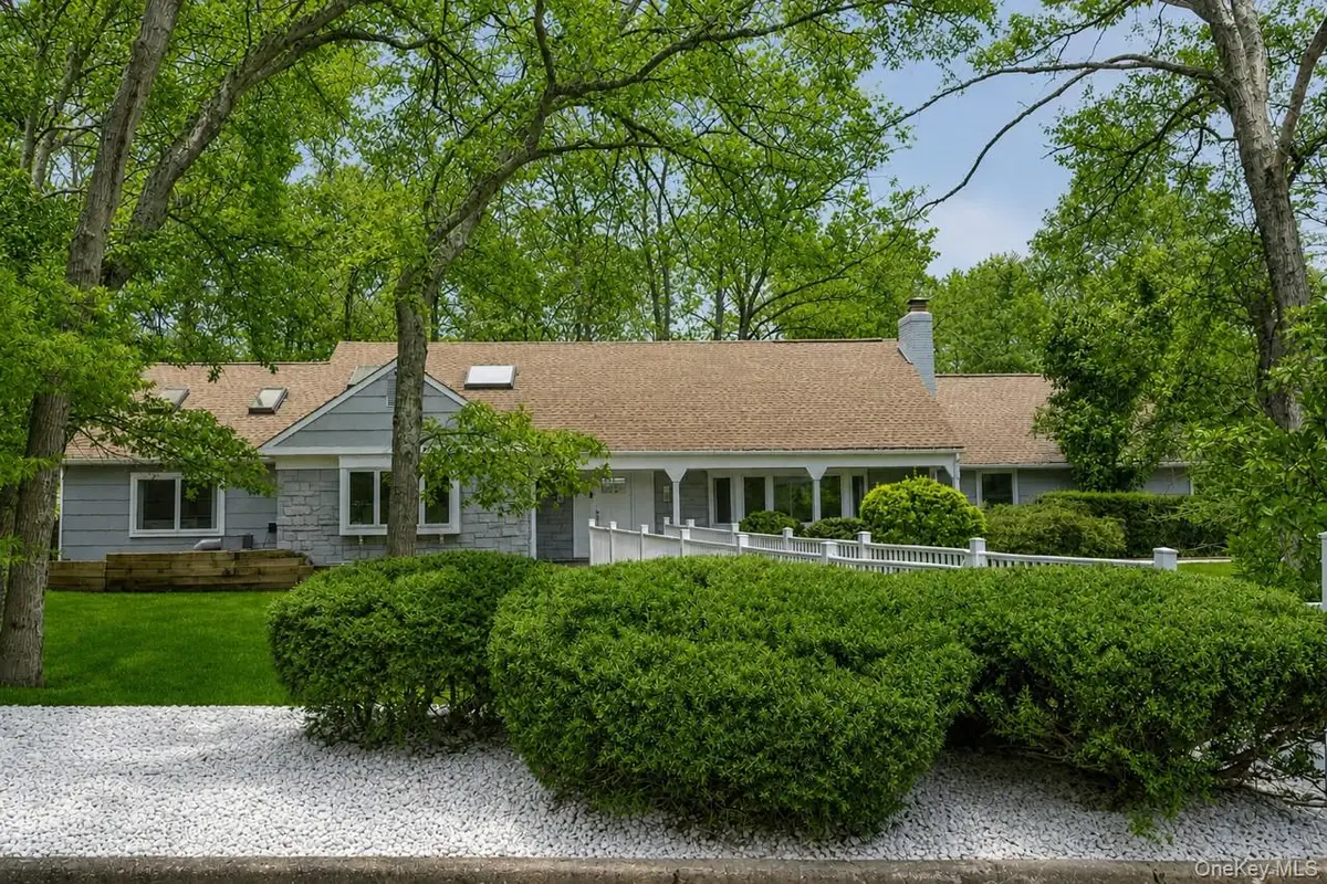 2 Westbourne Lane, Melville, NY 11747 - #1