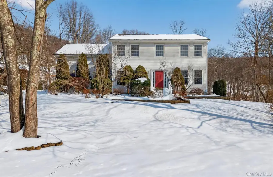 8 Cardinal Court, Tuxedo Park, NY 10987 - #3