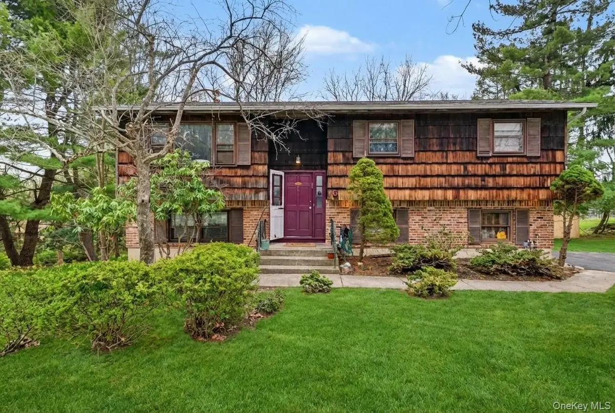 6 Kakiat Lane, Spring Valley, NY 10977 - #1