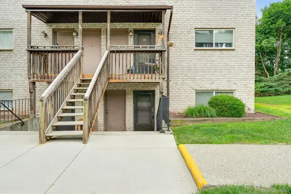 26 Cooper Road #411, Poughkeepsie, NY 12603