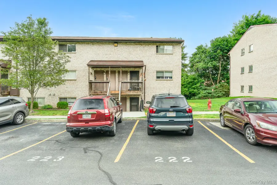 26 Cooper Road #411, Poughkeepsie, NY 12603 - #2