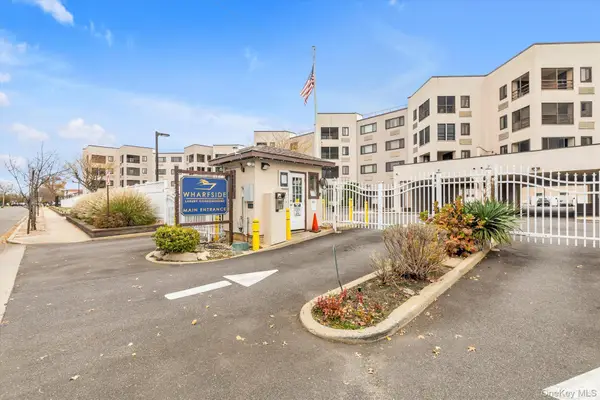 725 Miller Avenue #106, Freeport, NY 11520