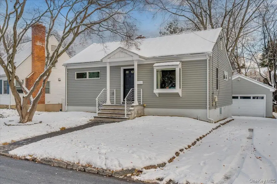 1325 Stoneybrook Avenue, Mamaroneck, NY 10543 - #2