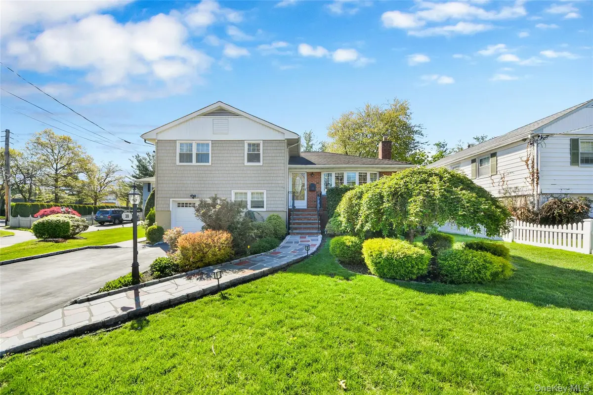 39 Harding Drive, New Rochelle, NY 10801 - #1