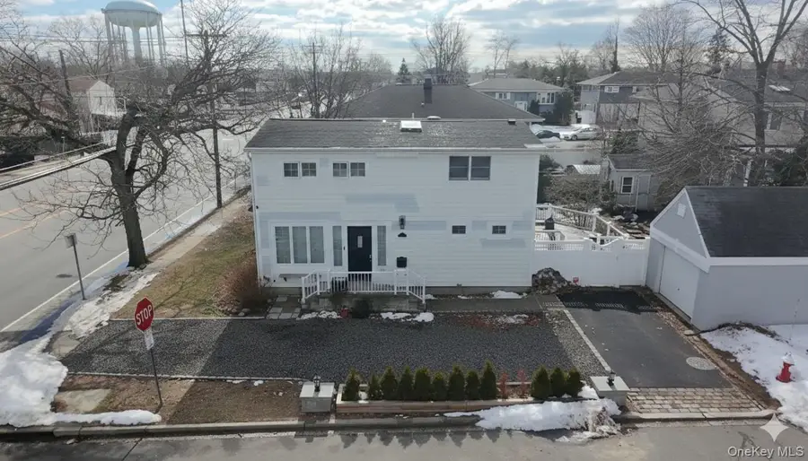 180 N Wantagh Avenue, Bethpage, NY 11714 - #3