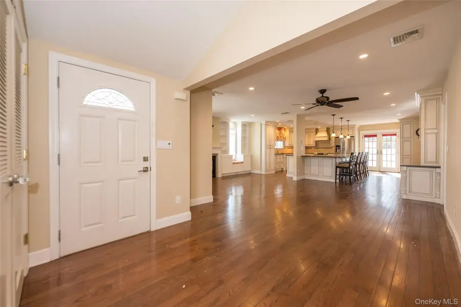 2854 Clarendon Road, Oceanside, NY 11572 - #3