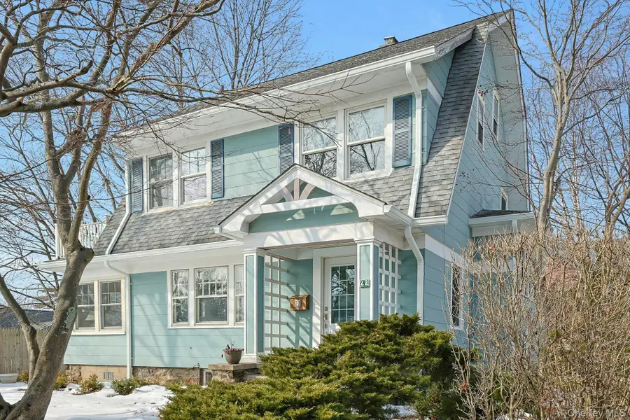 22 Dearborn Street, New Rochelle, NY 10801 - #3