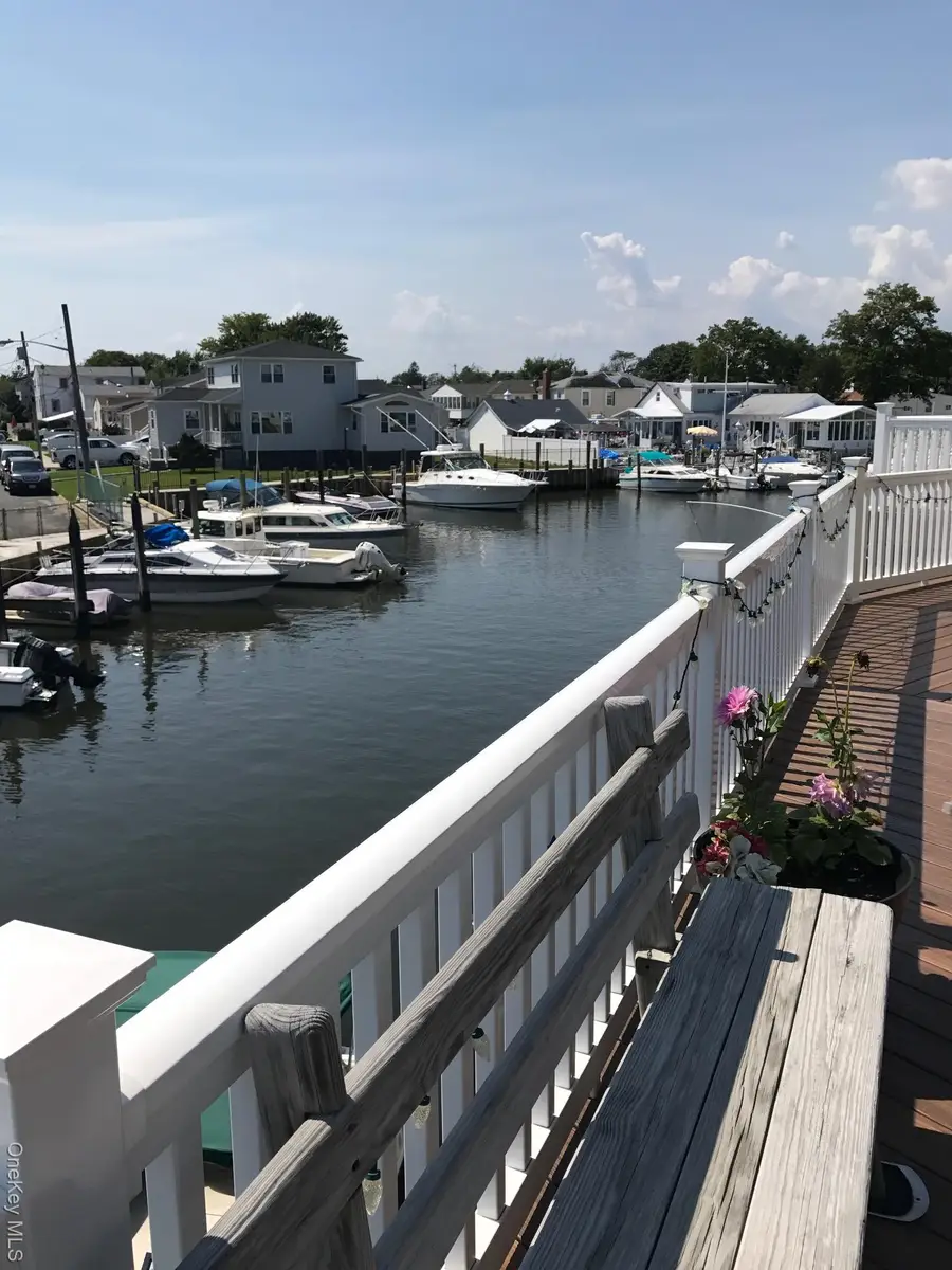 729 S 9th Street, Lindenhurst, NY 11757 - #2