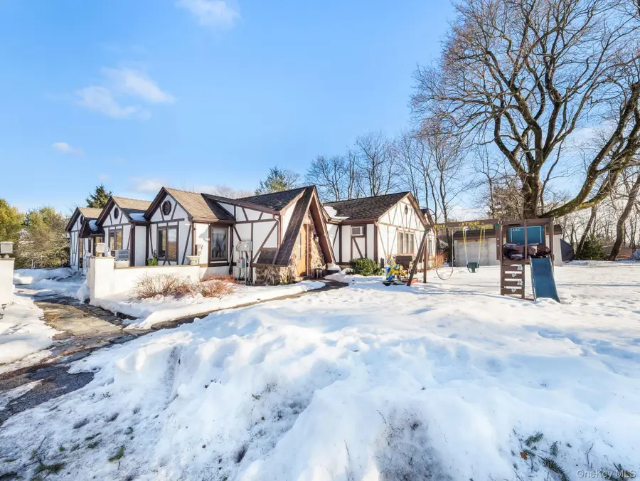 4 Lambros Drive, Monroe, NY 10950 - #2