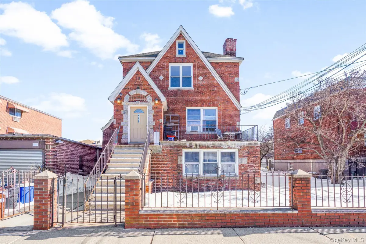 2736 Colden Avenue, Bronx, NY 10469 - #1