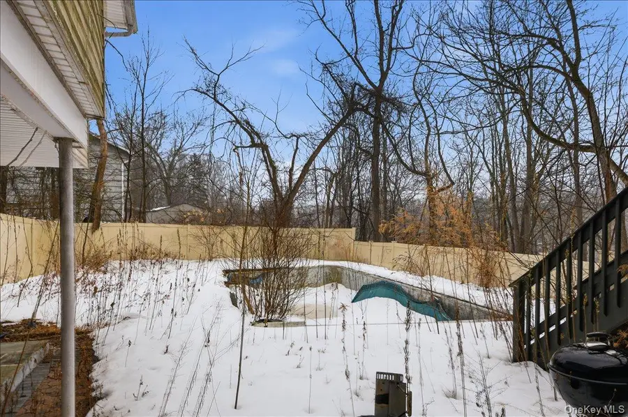 2327 Vista Court, Yorktown Heights, NY 10598 - #3