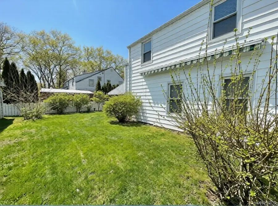 67 Elton Road, Stewart Manor, NY 11530 - #2