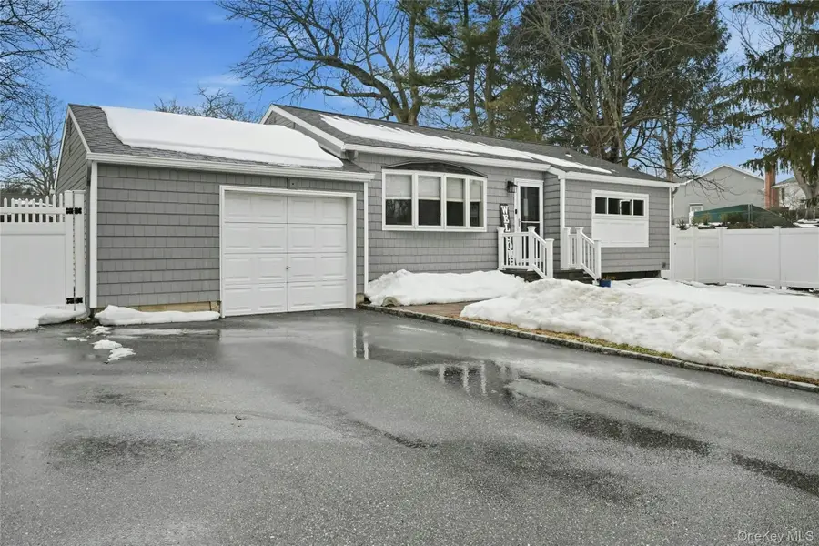 94 Locust Place, East Northport, NY 11731 - #2