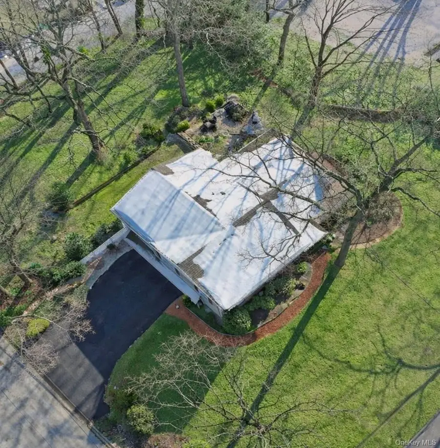 2 Montana Place, Huntington Station, NY 11746 - #2