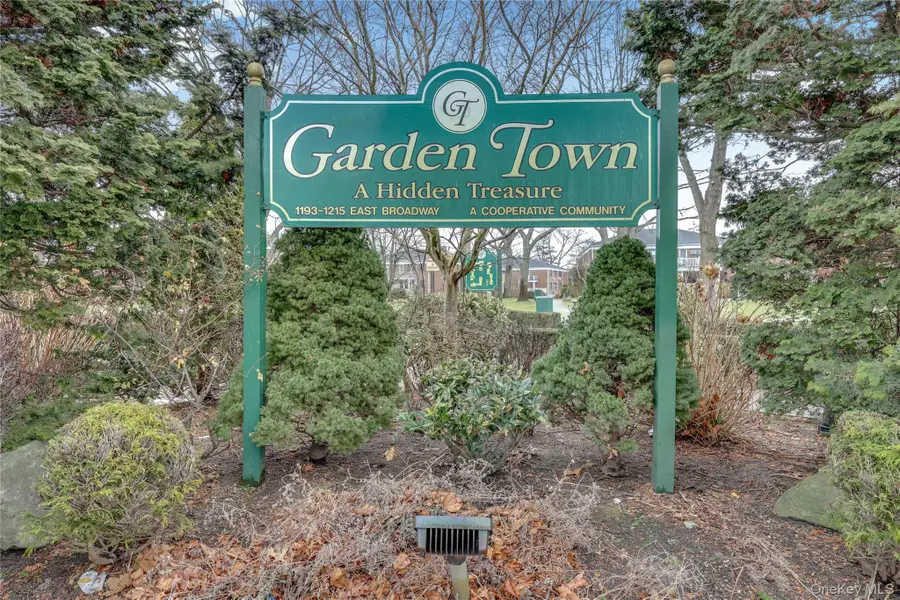 1201 E Broadway #H-23, Hewlett, NY 11557 - #2