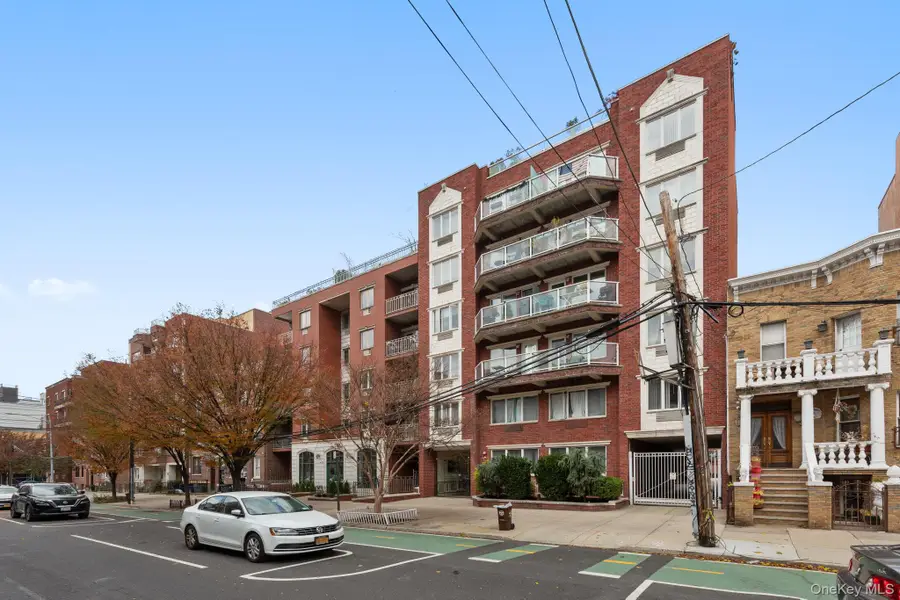 23-25 31st Avenue #Penthouse 7C, Astoria, NY 11106 - #2