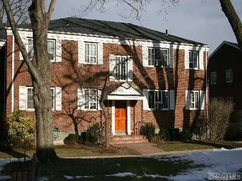 26 Nathan Hale Drive #75A, Huntington, NY 11743