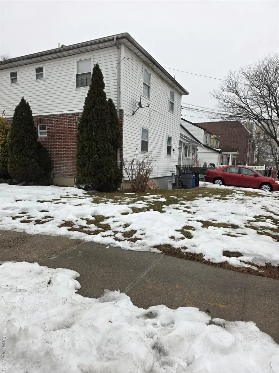 19802 90th Avenue, Hollis, NY 11423 - #3