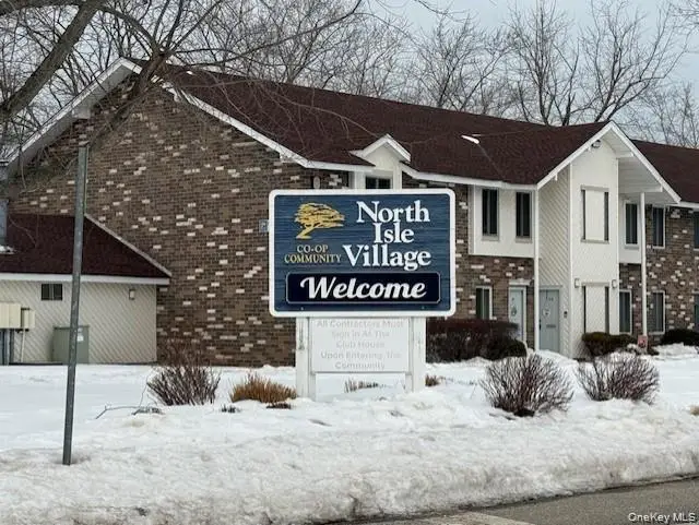 11 Idaho #11, Coram, NY 11727 - #1
