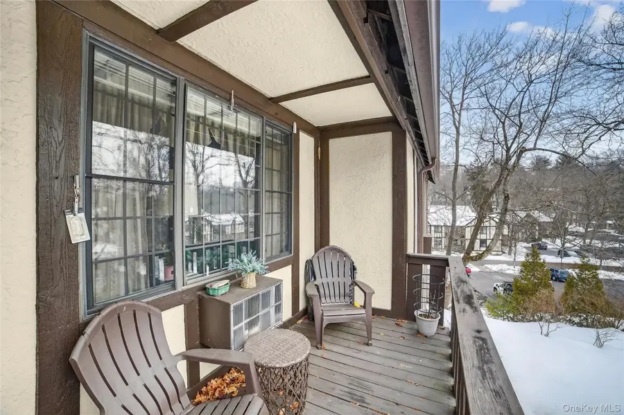 21 Foxwood Drive #8, Pleasantville, NY 10570 - #3