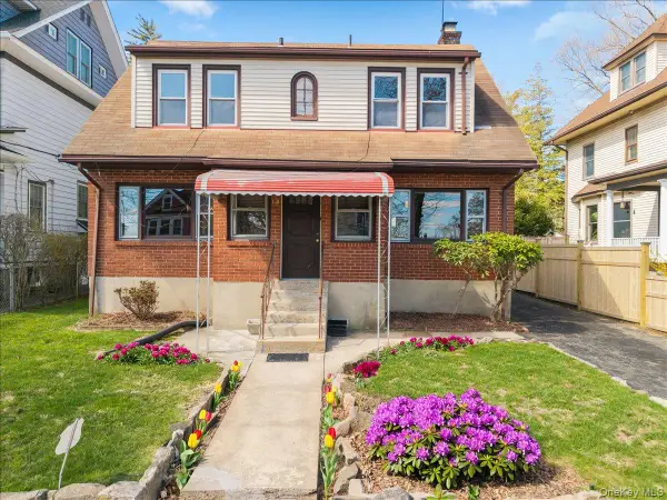 18 Faneuil Place, New Rochelle, NY 10801