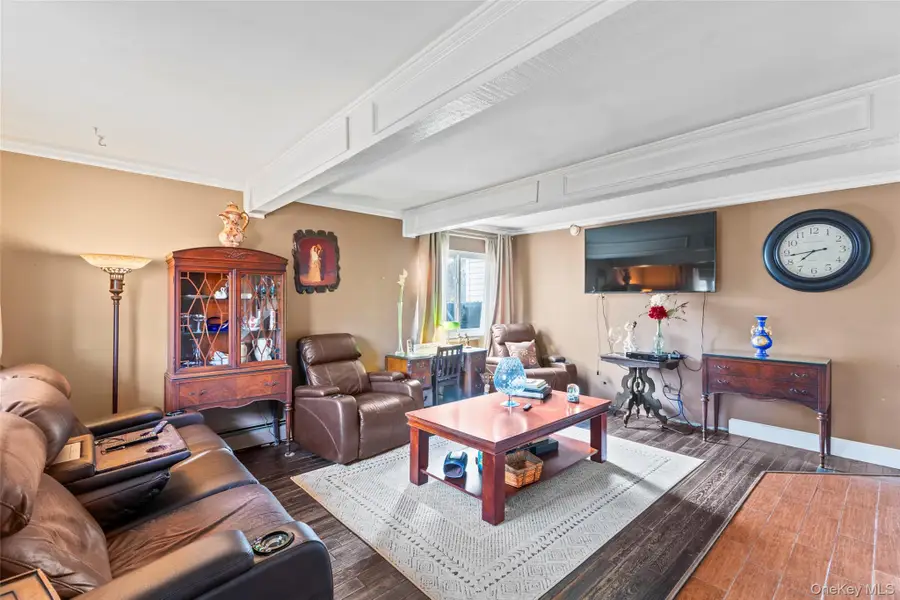 40 Mercury Avenue, East Patchogue, NY 11772 - #3