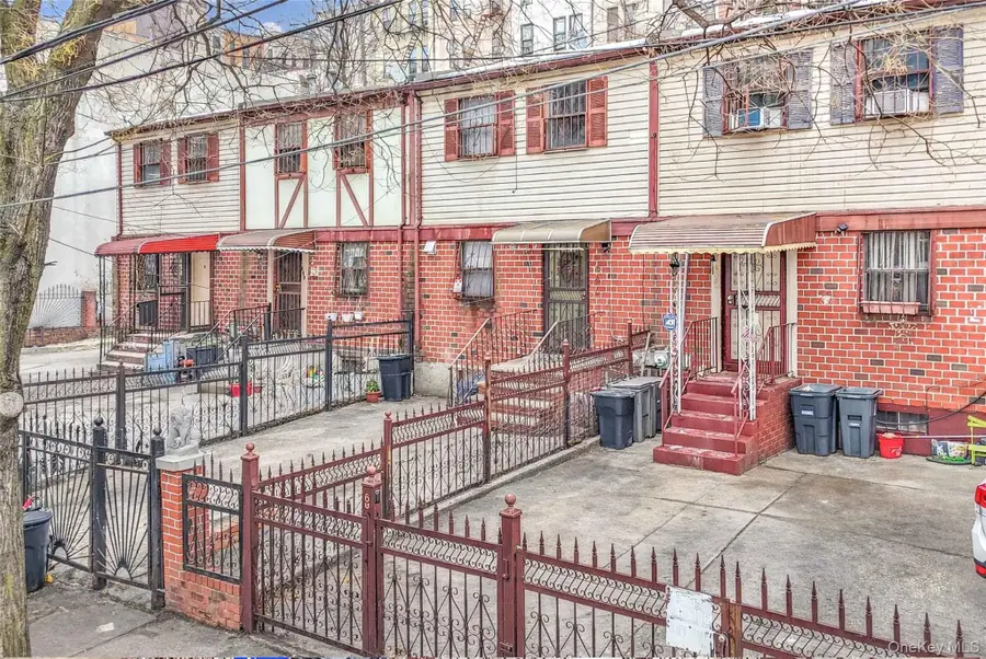 686 Saint Anns Avenue, Bronx, NY 10455 - #2