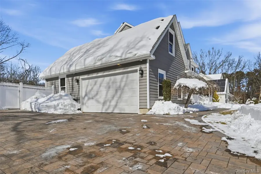 106 Park Avenue, Miller Place, NY 11764 - #3