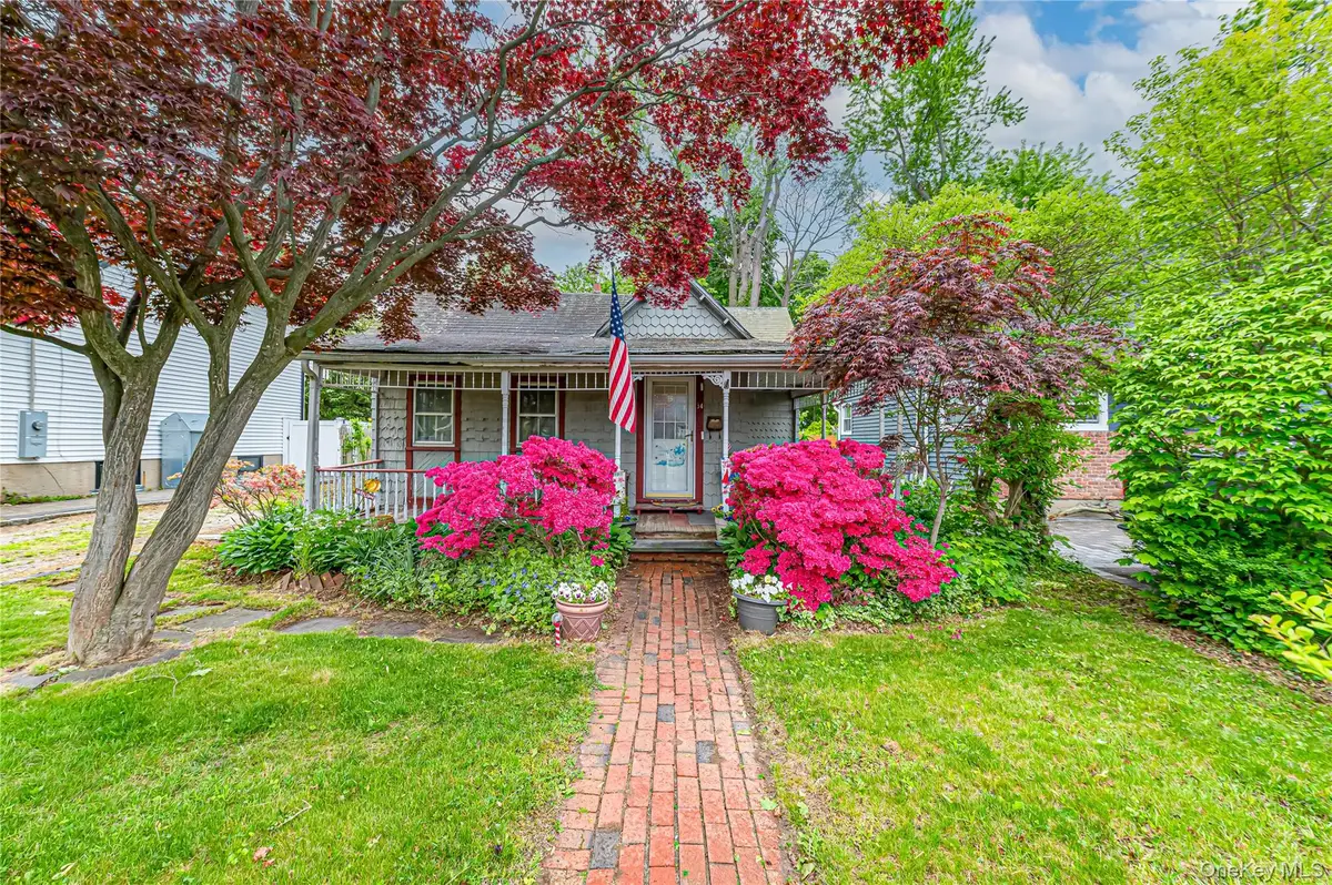 34 Boulevard Avenue, Greenlawn, NY 11740 - #1