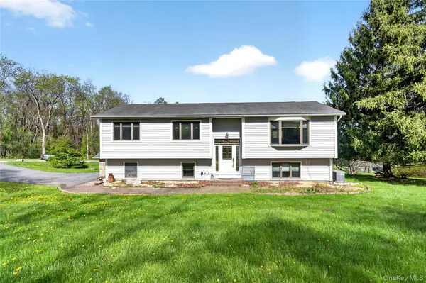 6 Emily Lane, Monroe, NY 10950