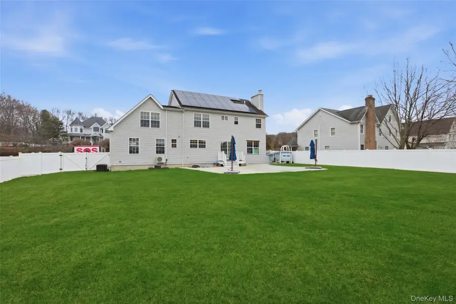 88 Hillside Road, Farmingville, NY 11738 - #3