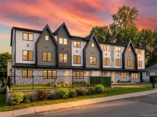 1 Manor Drive #202, Monsey, NY 10952