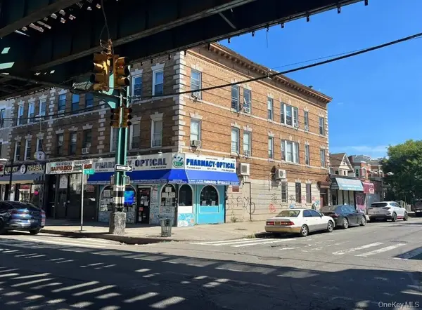 11402 Jamaica Avenue, Richmond Hill, NY 11418