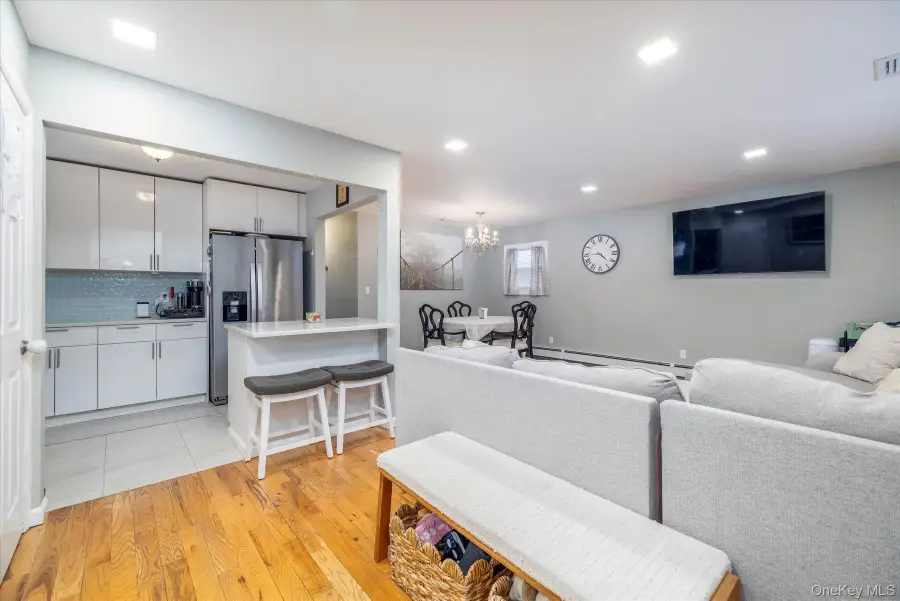 153 N Queens Avenue, Massapequa, NY 11758 - #3