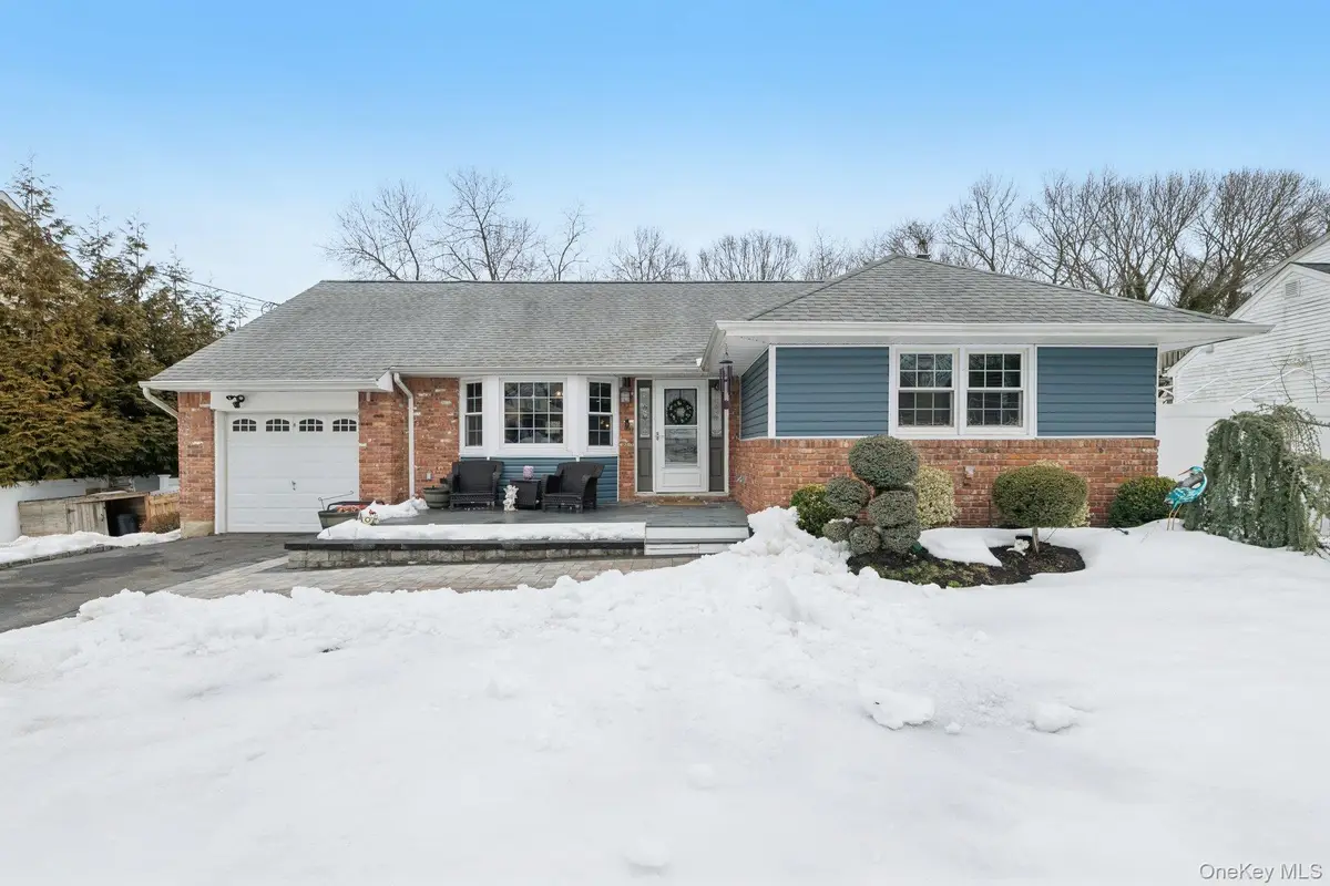 135 5th Avenue, Kings Park, NY 11754 - #1