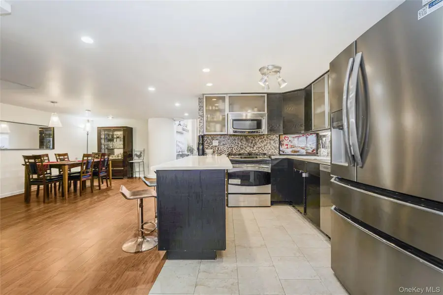 10 Bay Street Landing #1D, Staten Island, NY 10301 - #3