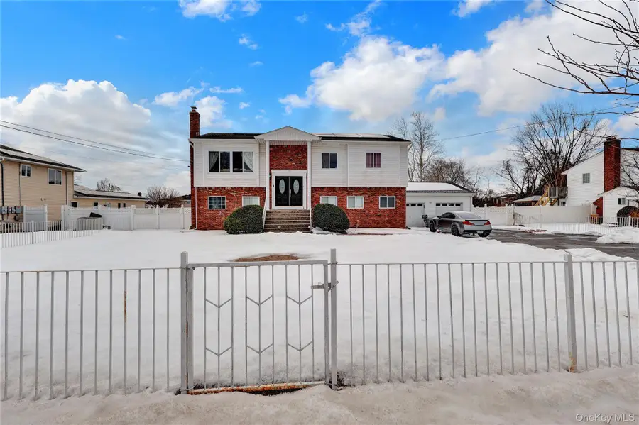 40 Scholar Lane, Commack, NY 11725 - #3