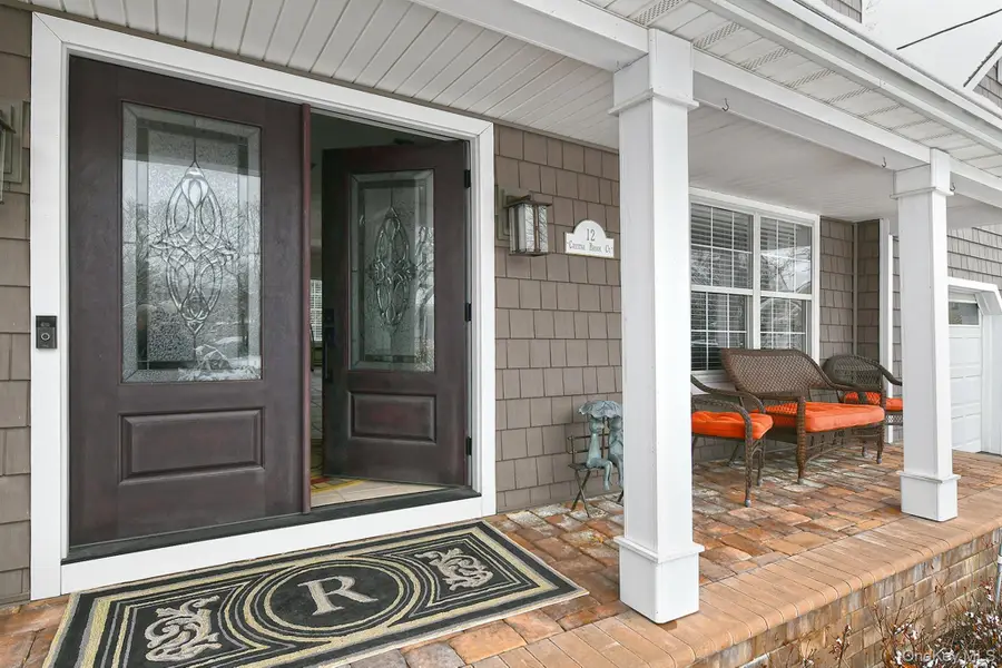 12 Crystal Brook Court, Nesconset, NY 11767 - #3