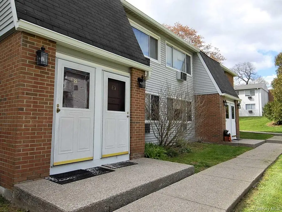 2740 South Road #B7, Poughkeepsie, NY 12601 - #3