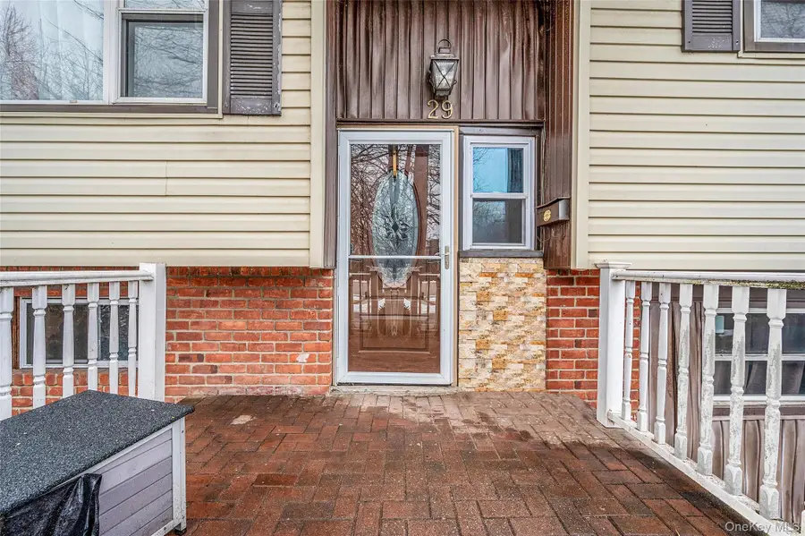 29 N Baldwin Place, Massapequa, NY 11758 - #3