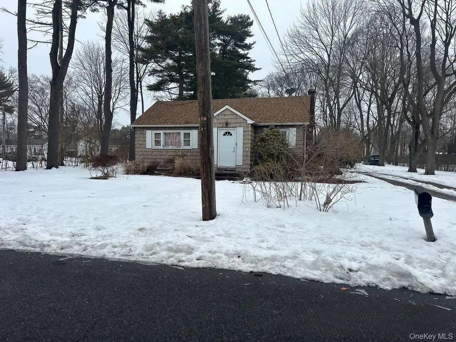 457 Nostrand Avenue, Central Islip, NY 11722 - #2