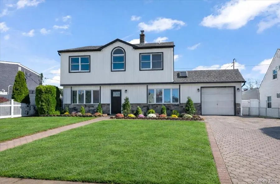 89 Ridge Lane, Levittown, NY 11756 - #2