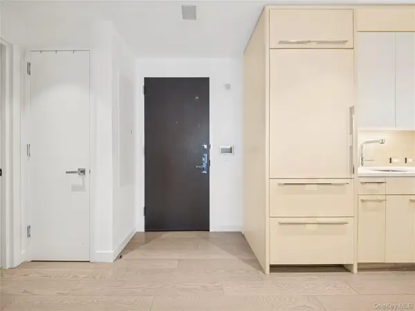 252 South St #68K, New York (Manhattan), NY 10002